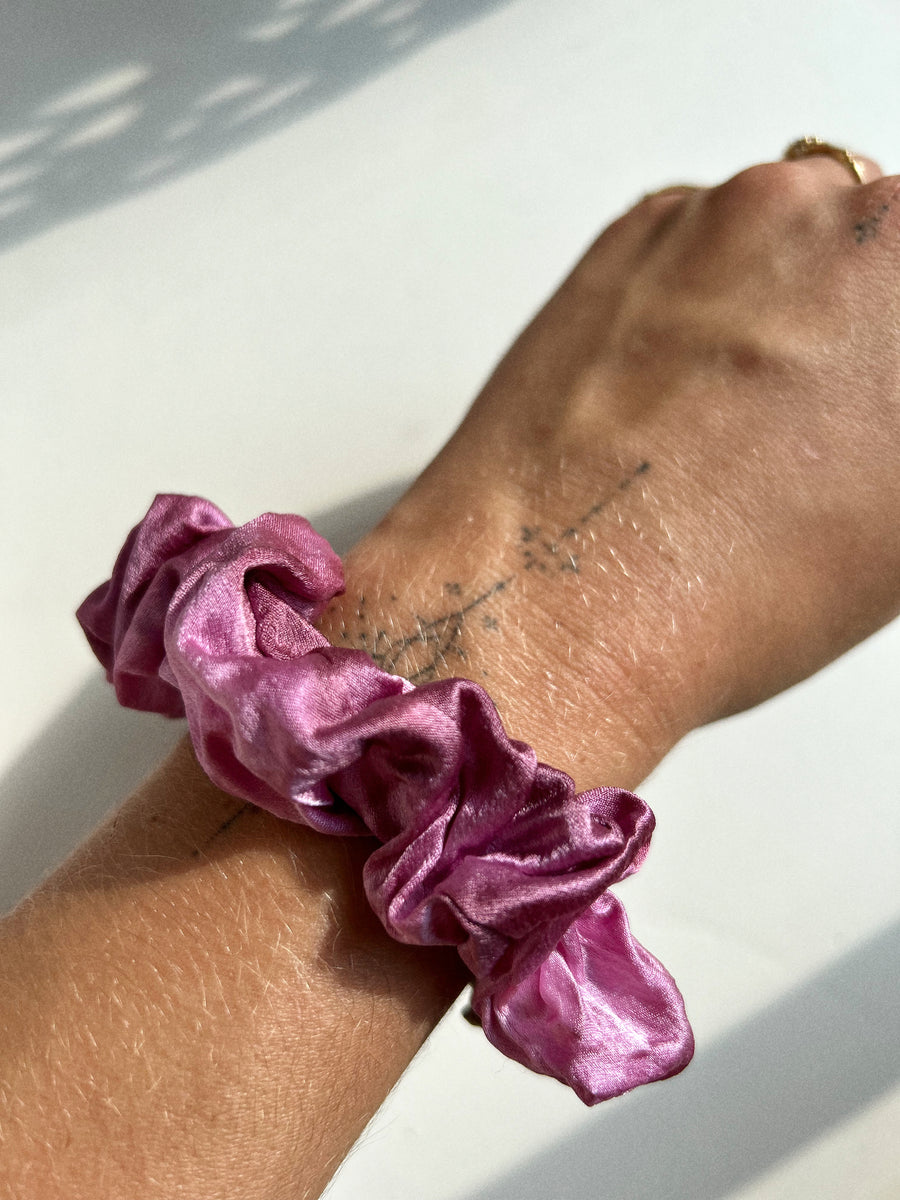 Hand-Dyed Silk Scrunchie Anu